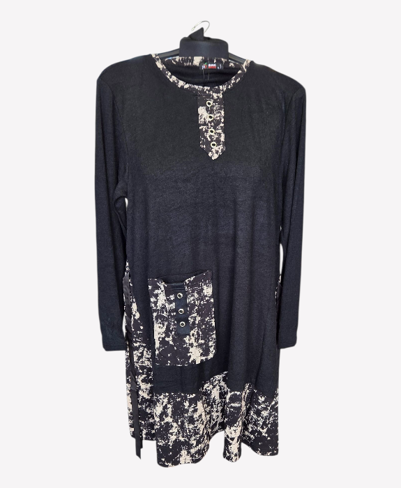 Pomme Rouge Longline Tunic Top With One Pocket