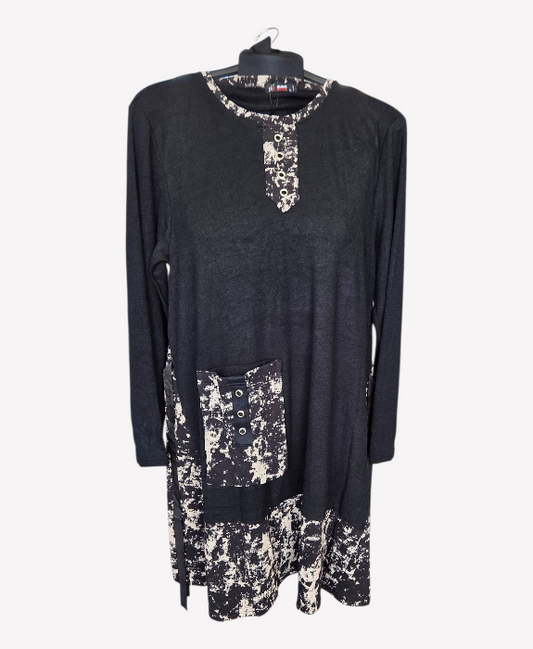 Pomme Rouge Longline Tunic Top With One Pocket